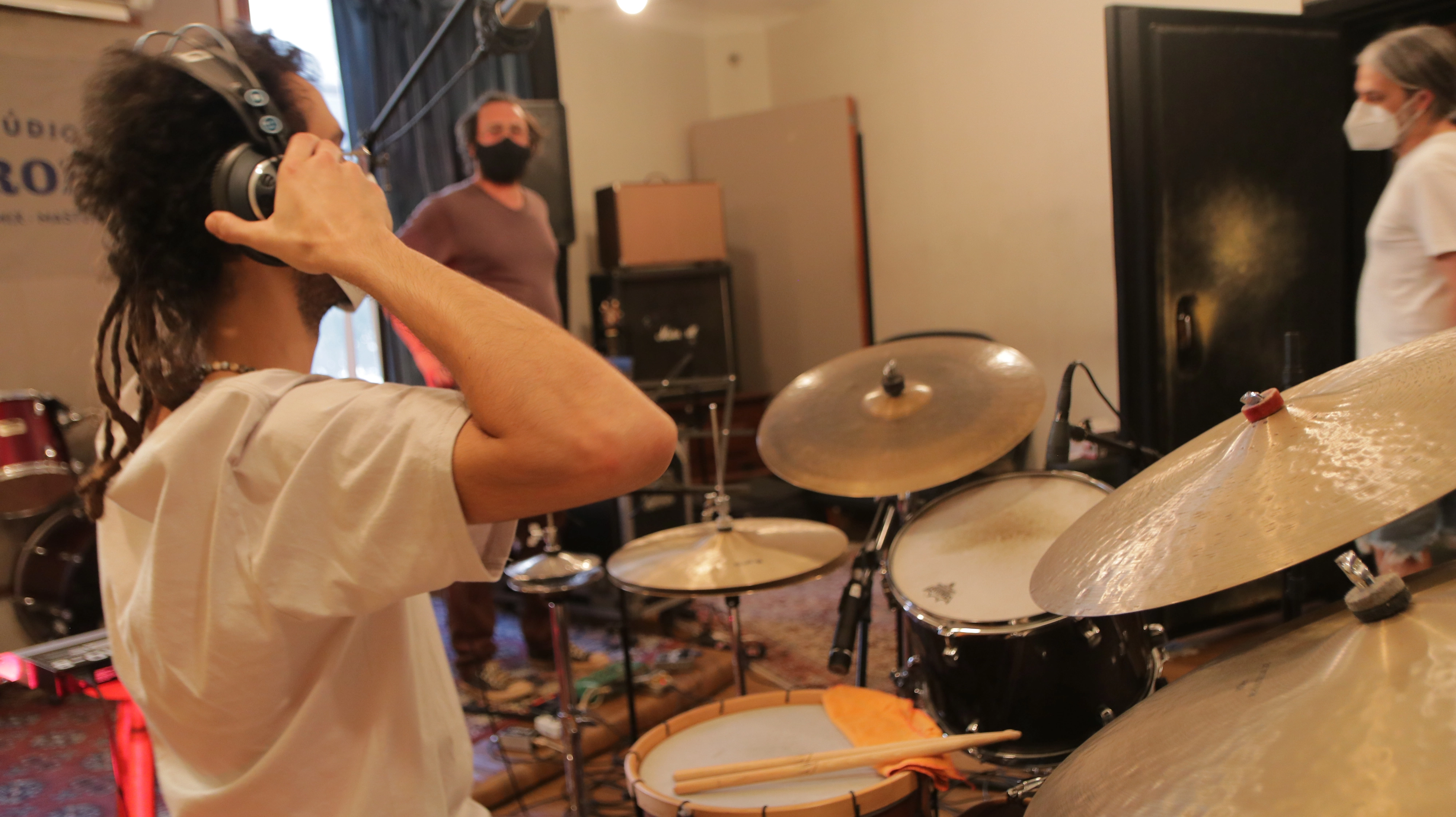 Sesion de Gravacion del album YYY de Falsos Conejos