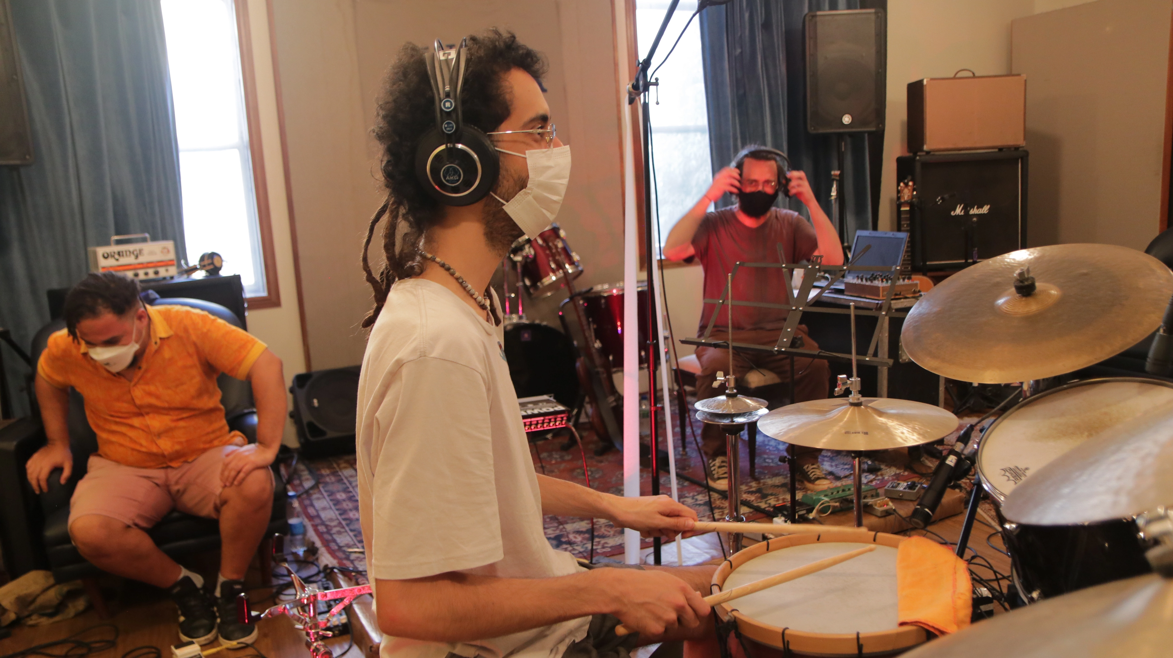 Sesion de Gravacion del album YYY de Falsos Conejos