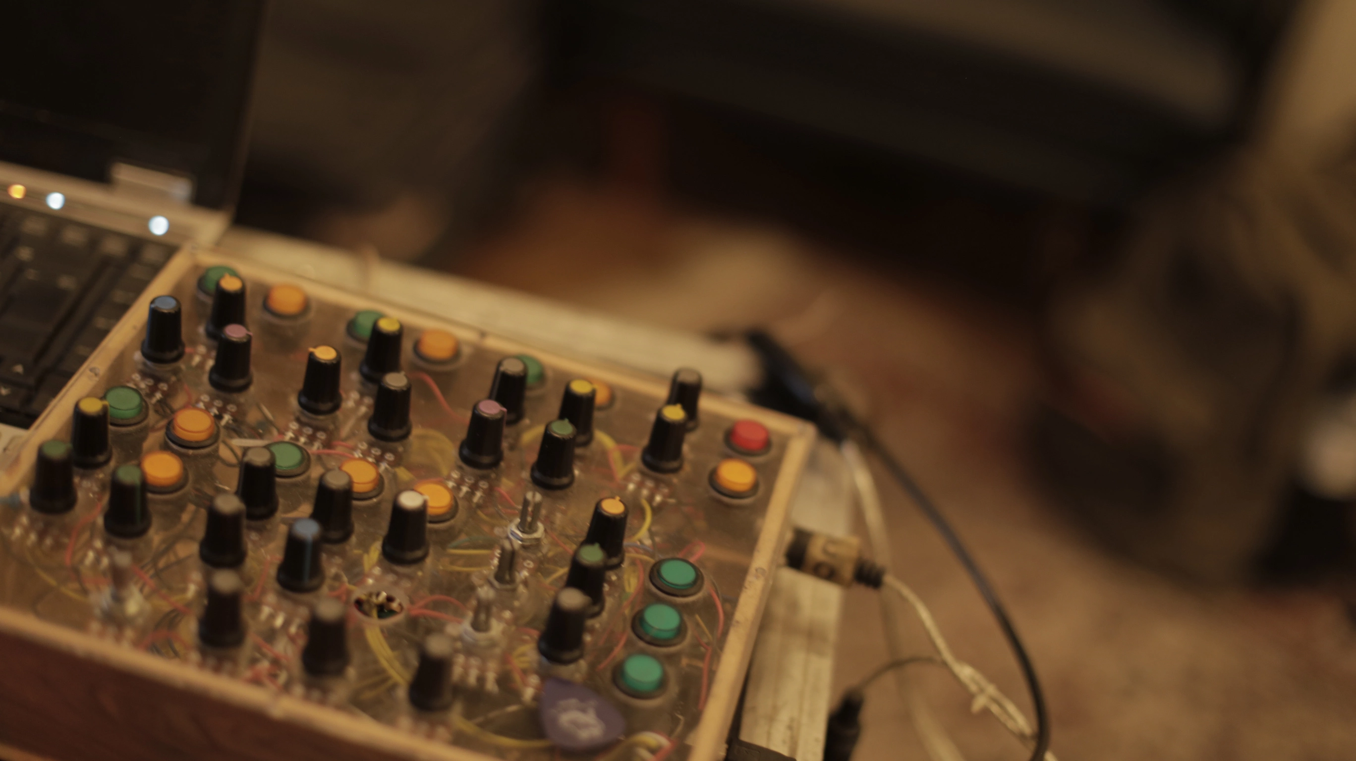 Sesion de Gravacion del album YYY de Falsos Conejos